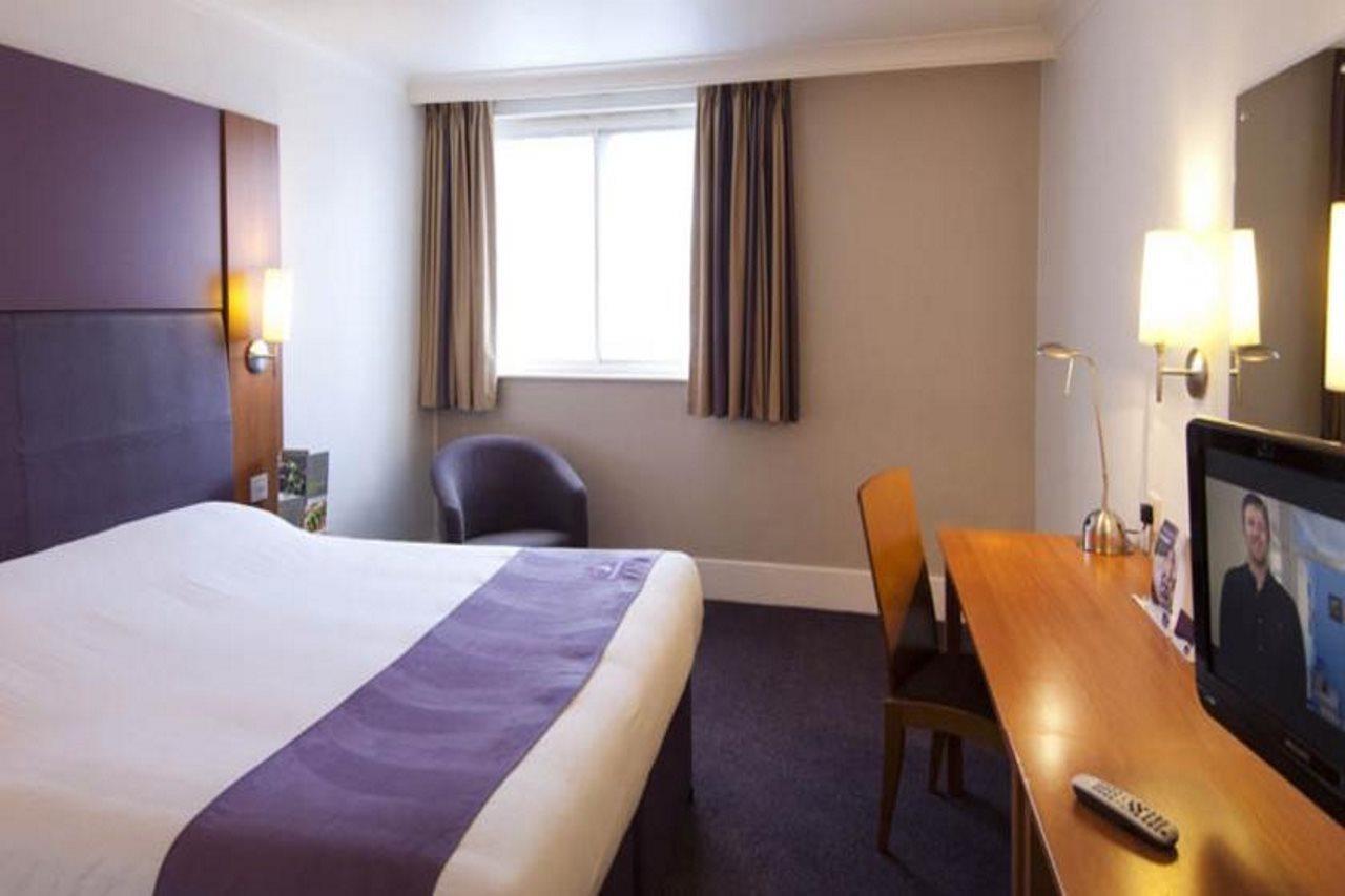 Premier Inn Bradford Central Екстер'єр фото