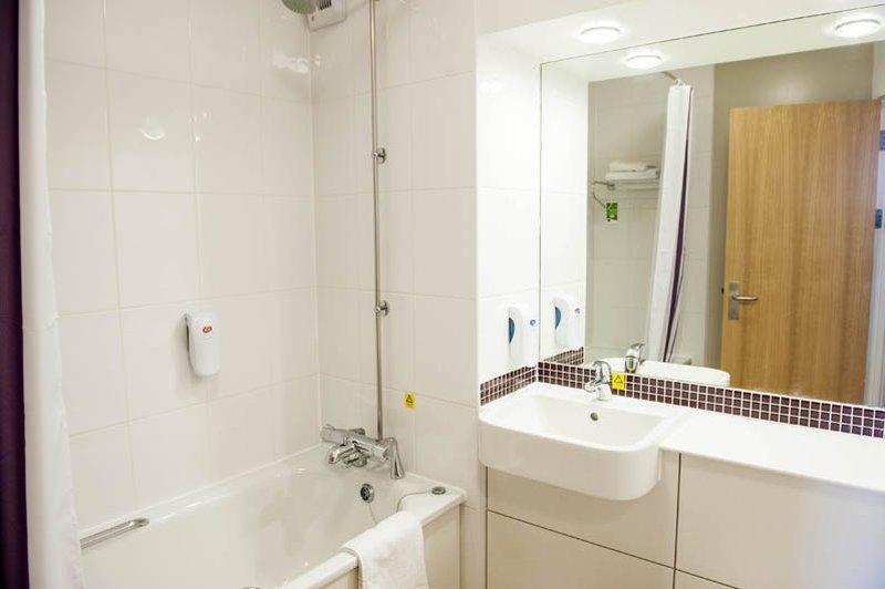 Premier Inn Bradford Central Екстер'єр фото
