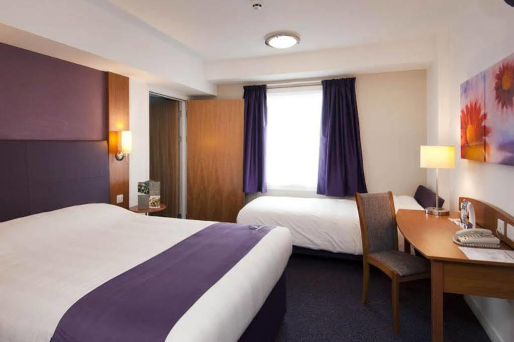 Premier Inn Bradford Central Екстер'єр фото