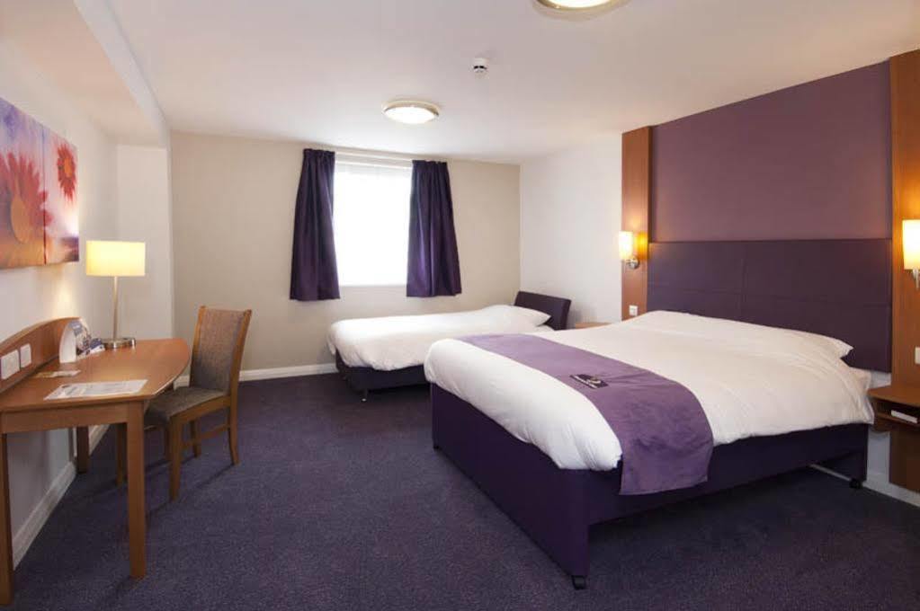 Premier Inn Bradford Central Екстер'єр фото