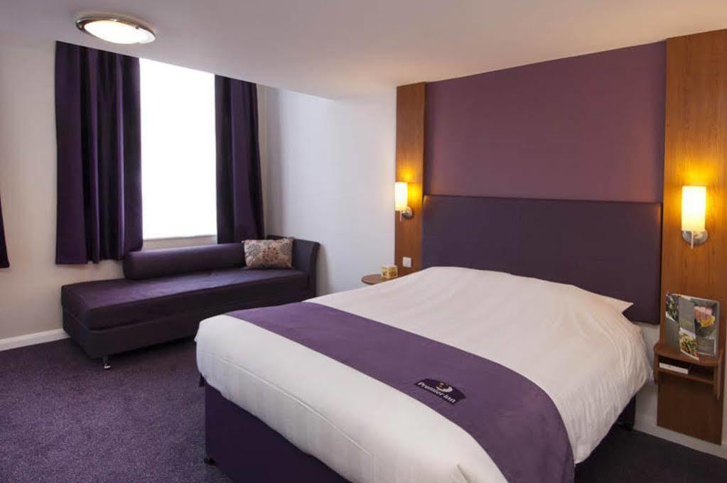 Premier Inn Bradford Central Екстер'єр фото