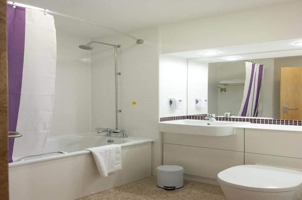 Premier Inn Bradford Central Екстер'єр фото